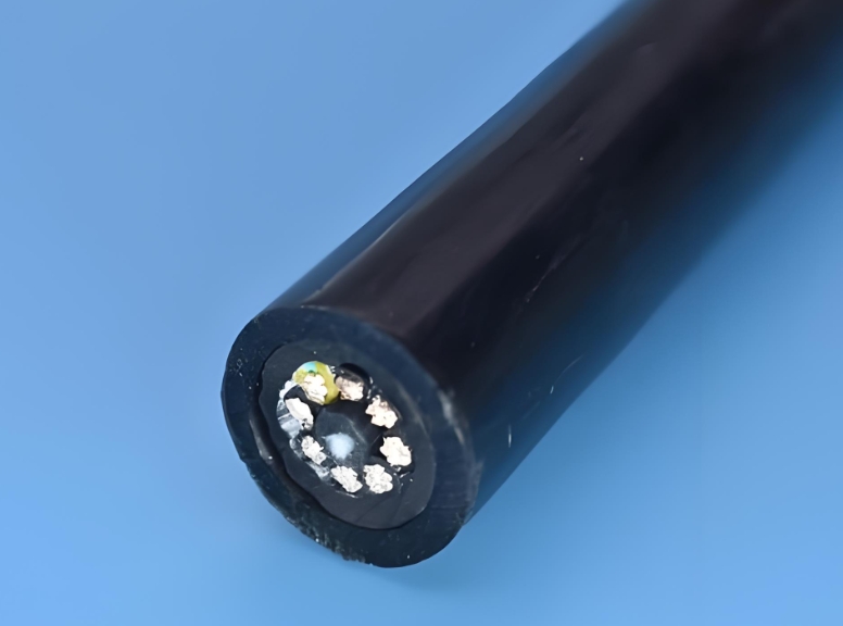 電線電纜在我們的生活中越來(lái)越占有一定的地位.jpg